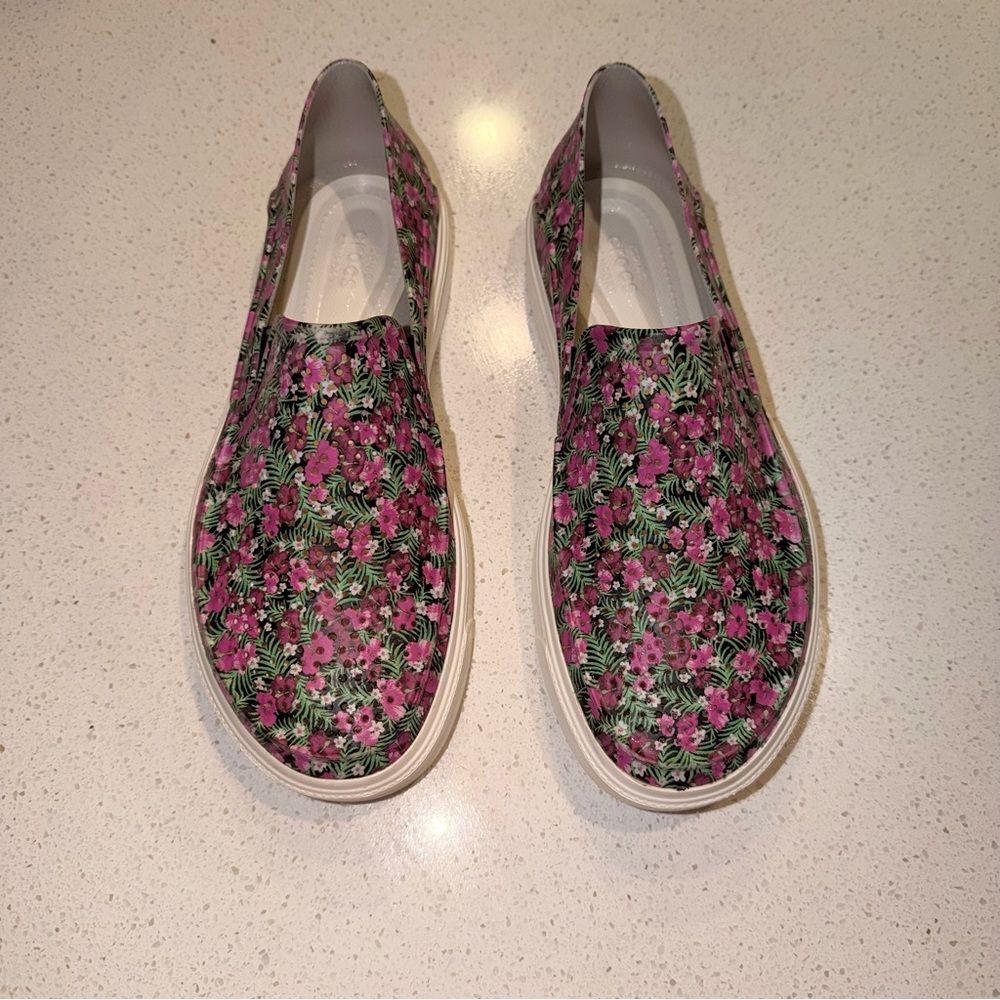 Crocs CitiLane Roka Graphic Slip-On Pink Tropical Floral Women 7 Cottagecore